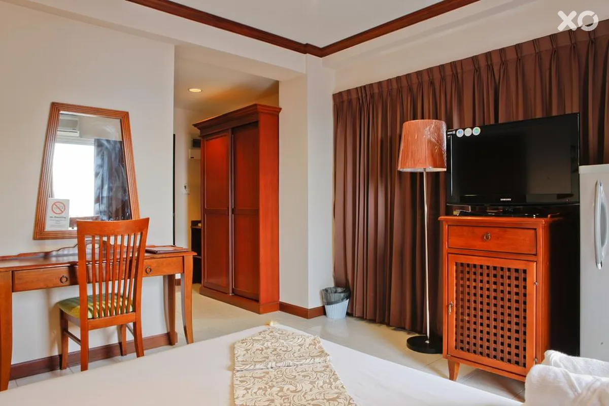 Inn House Hotel
