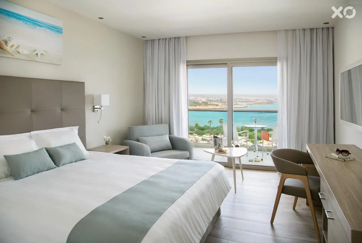 Asterias Beach Hotel