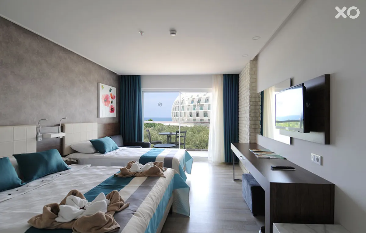 Gold Island Hotel
