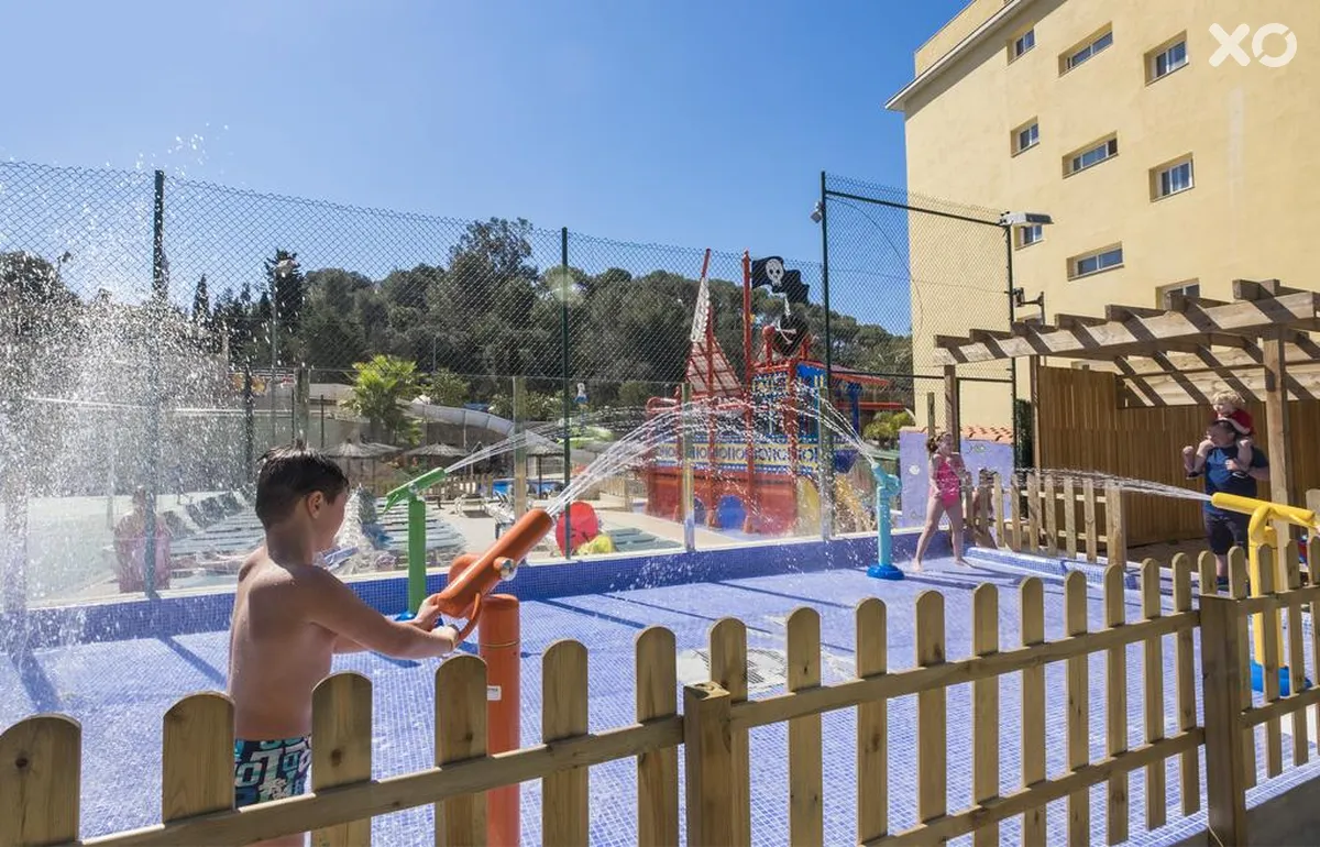 Rosamar Garden Resort Hotel