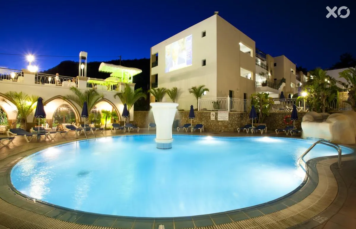 Pefkos Beach Hotel