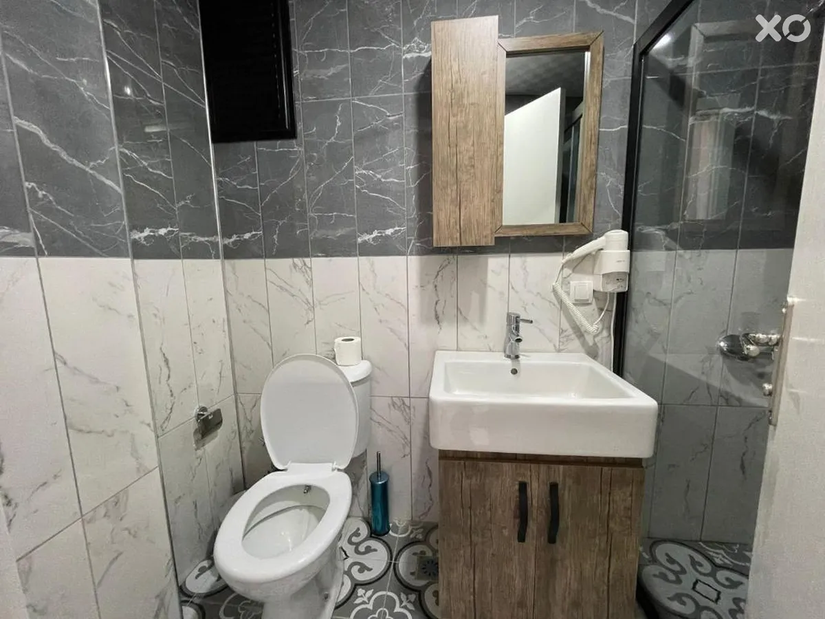 Seven City Hotel