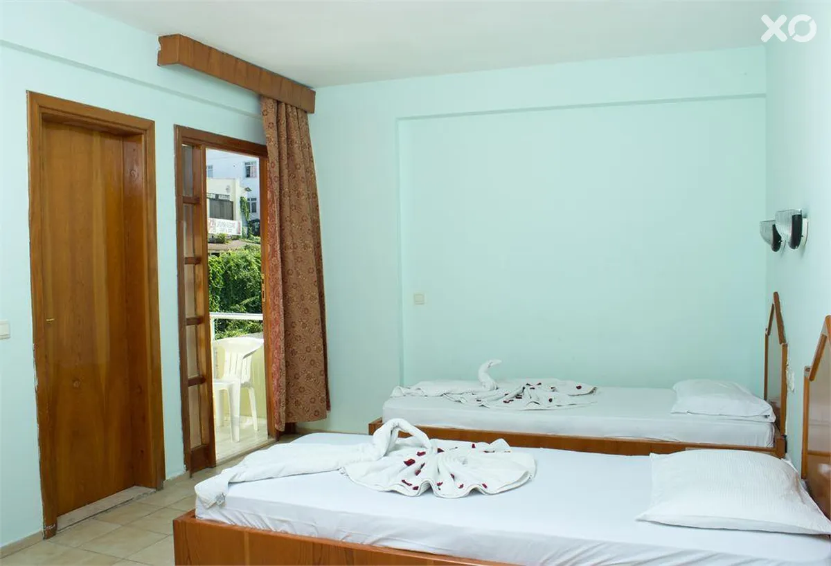 Ares City Hotel