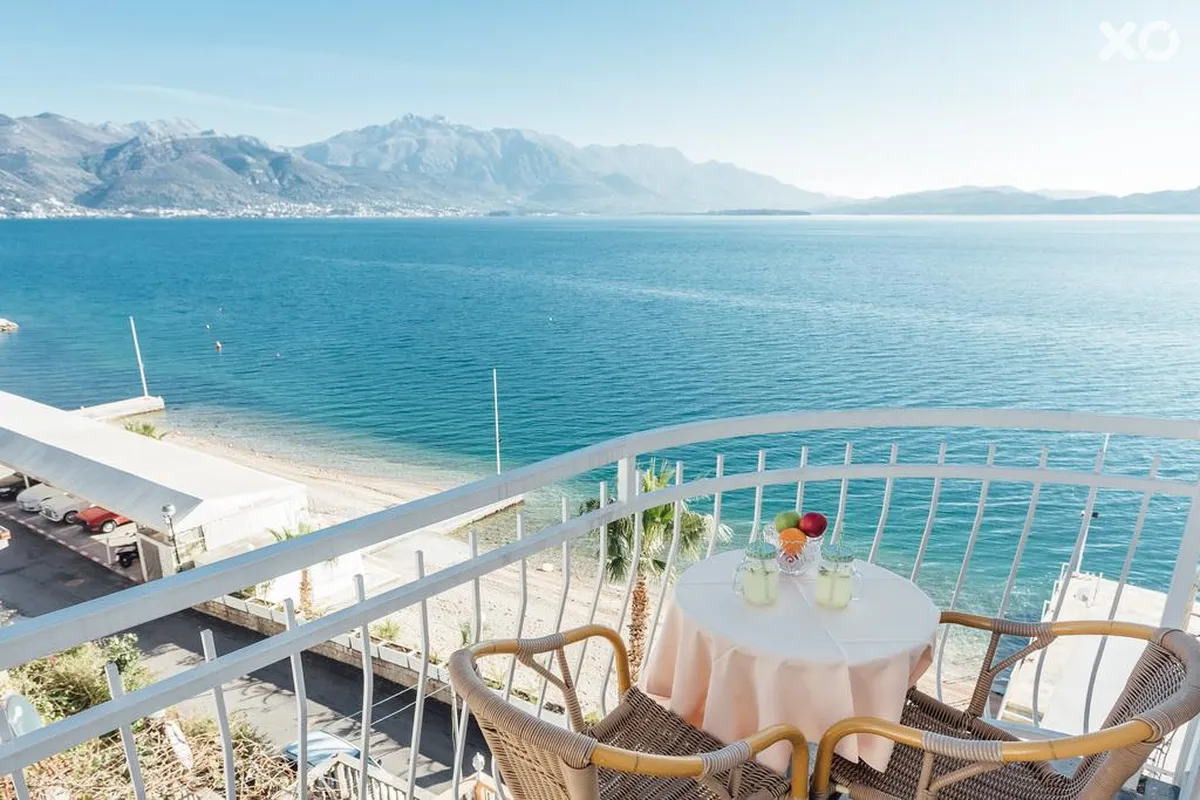 Azzurro Hotel