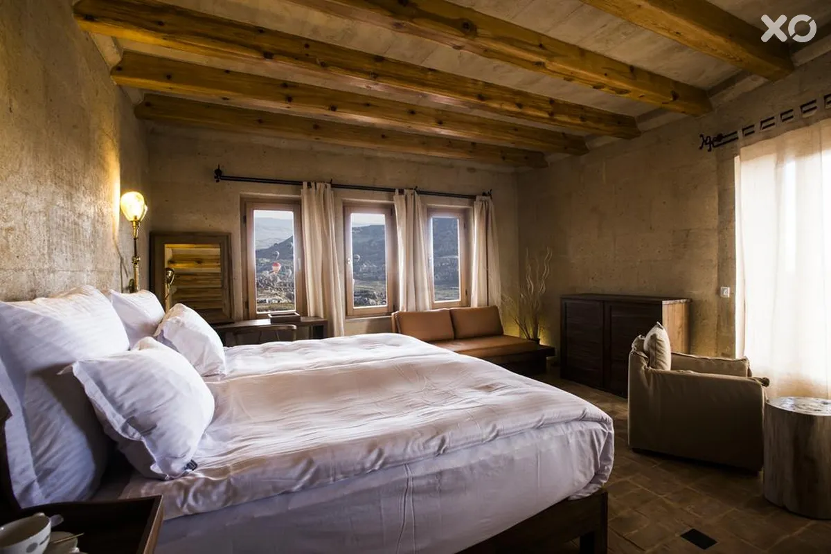 Millstone Cave Suites Hotel