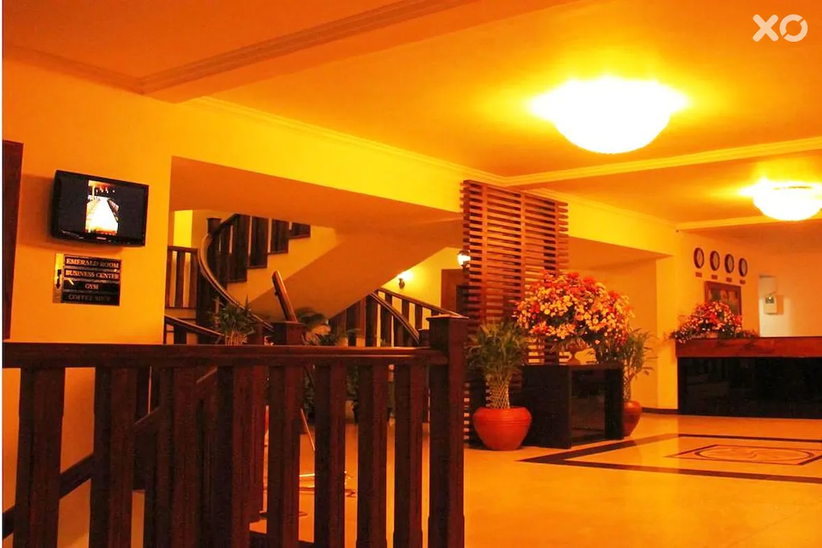 Peacock Beach Hotel
