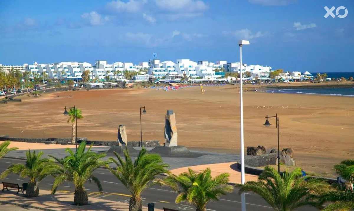 Club Pocillos Apartments