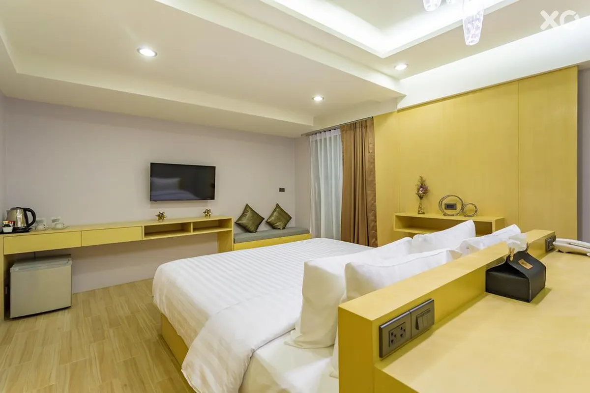 OneLoft Hotel