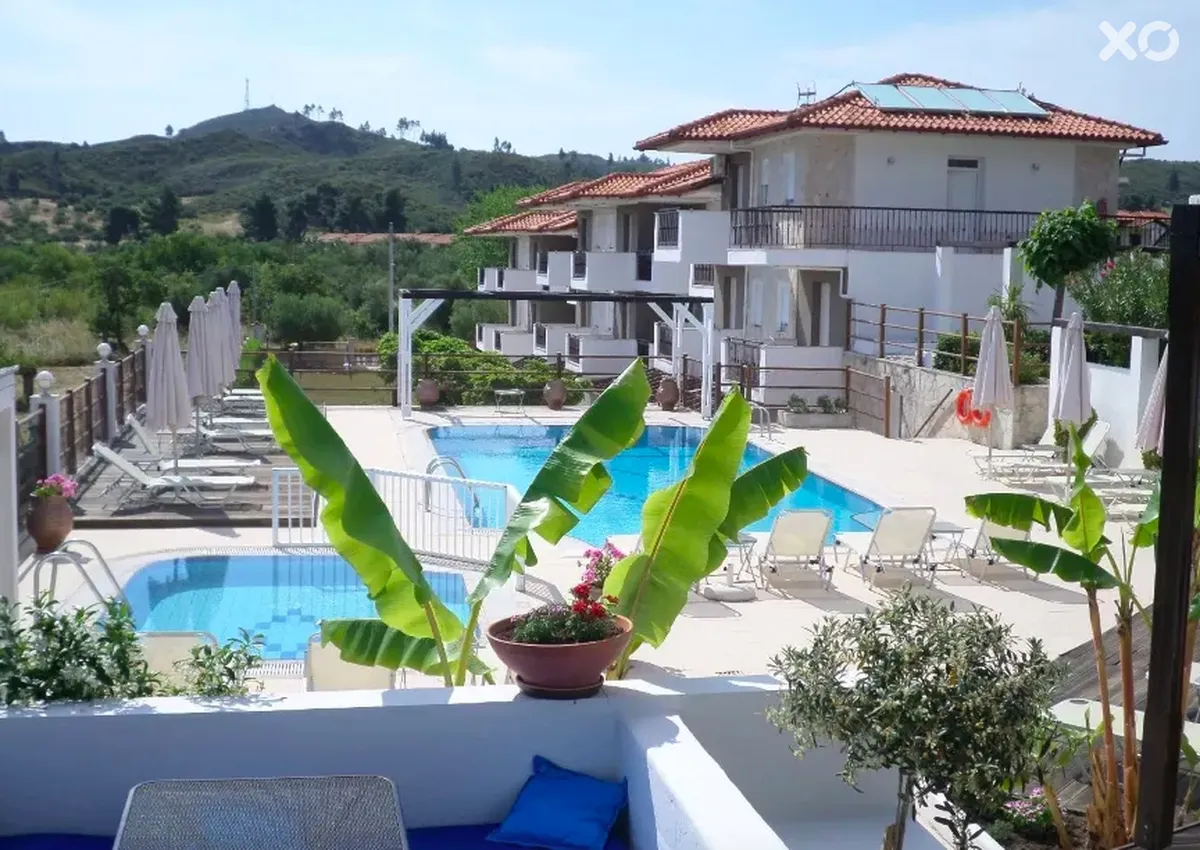Ampelia Hotel