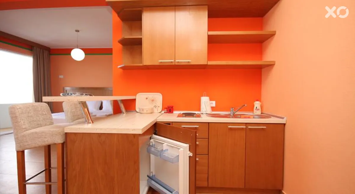 Deus Apartments