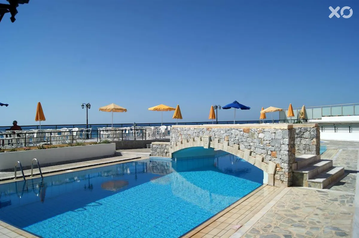 Dedalos Beach Hotel