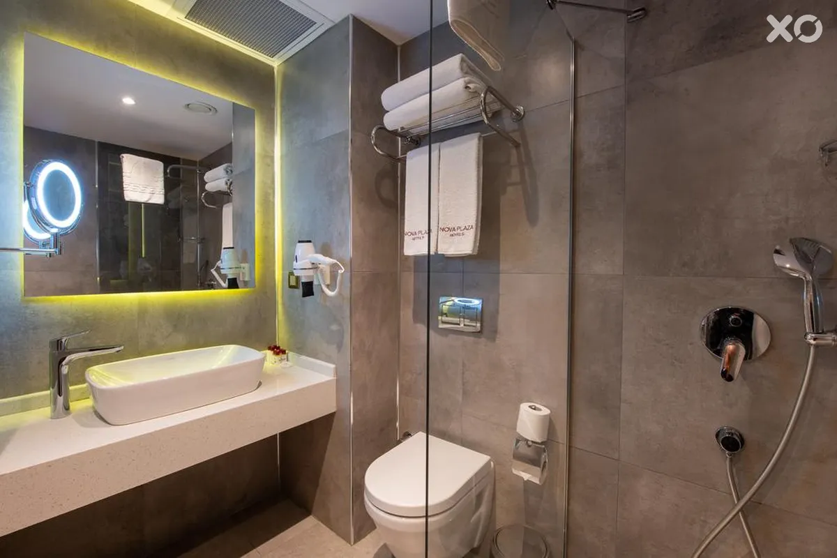 Nova Plaza Crystal Hotel