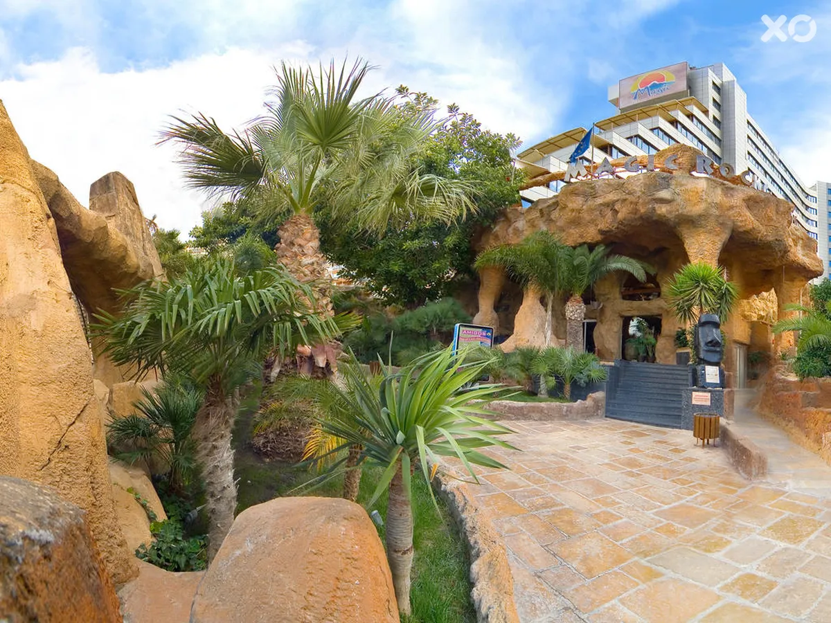 Magic Aqua Rock Gardens Hotel
