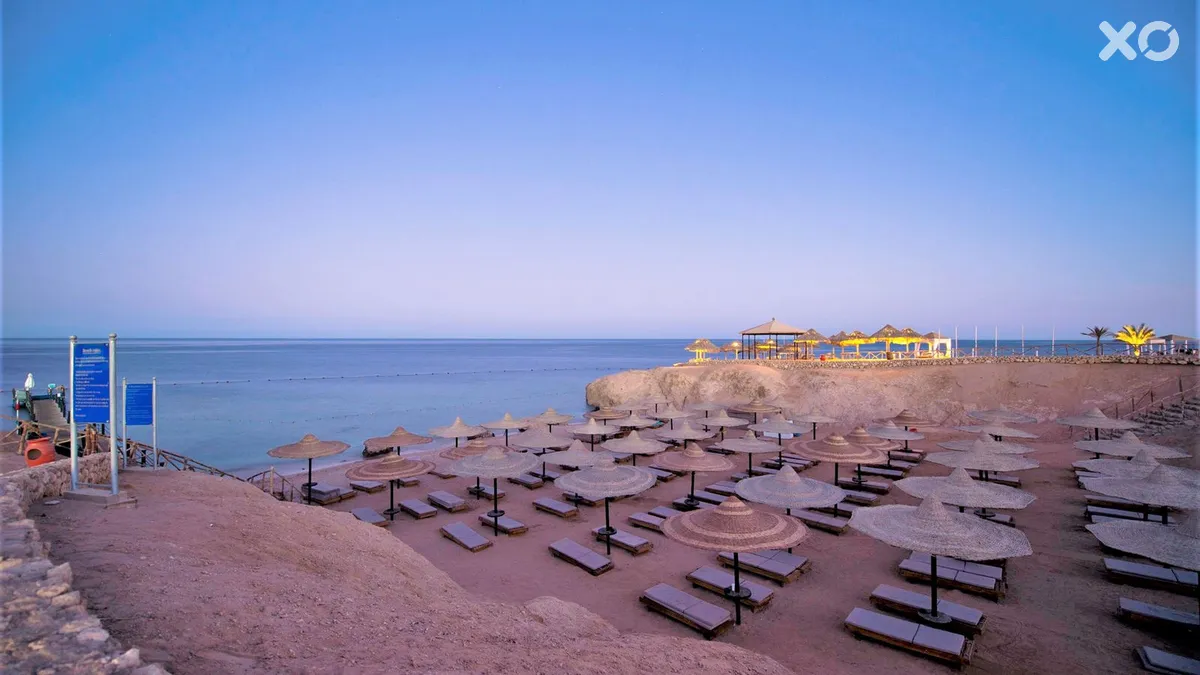 Amphoras Beach