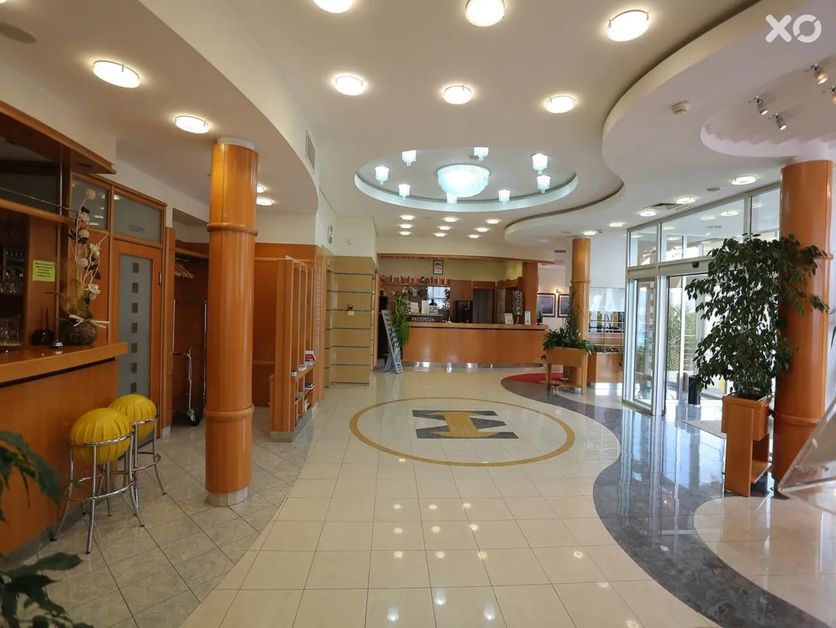 Marina Hotel