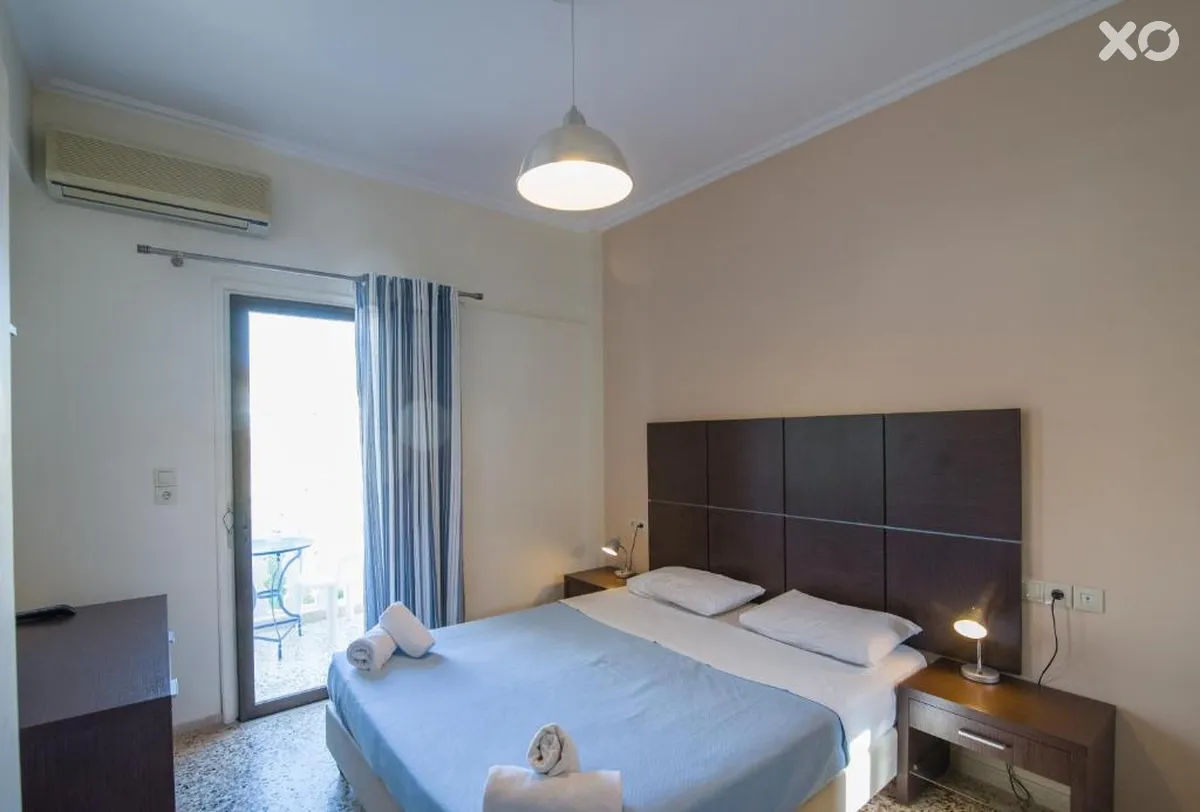 Kamari Blue Boutique Hotel