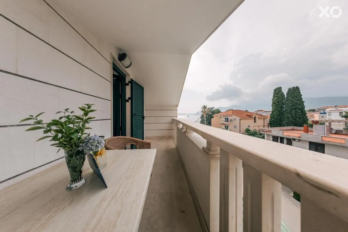 Royal Villa