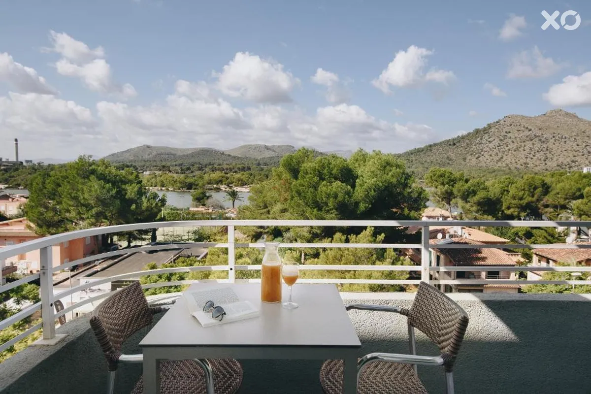 Ivory Playa Hotel