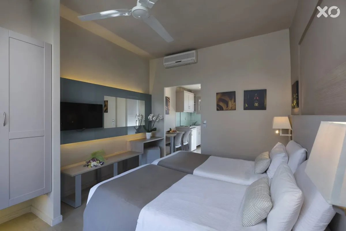 Acharavi Beach Hotel